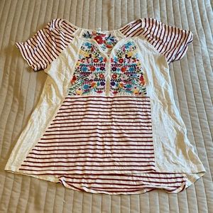 TINY Anthropologie T-shirt